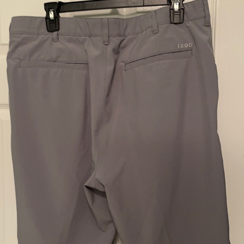 Izod golf shorts
